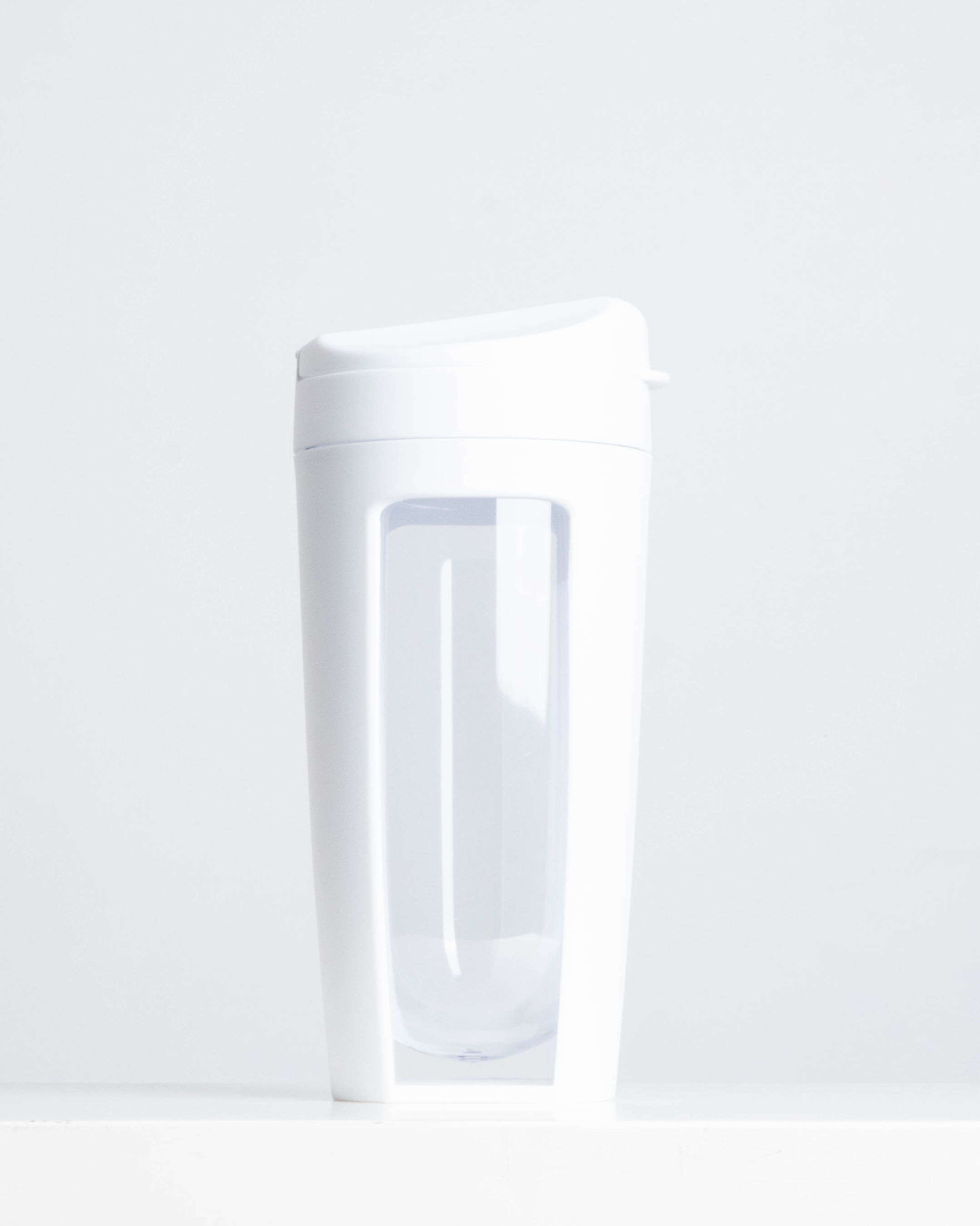 WHITE FITNESS BOTTLE FLIP LID